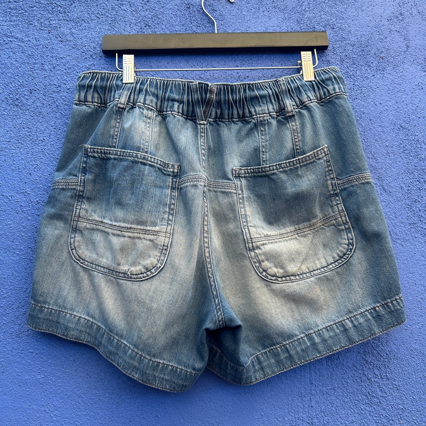 we the free distressed denim short