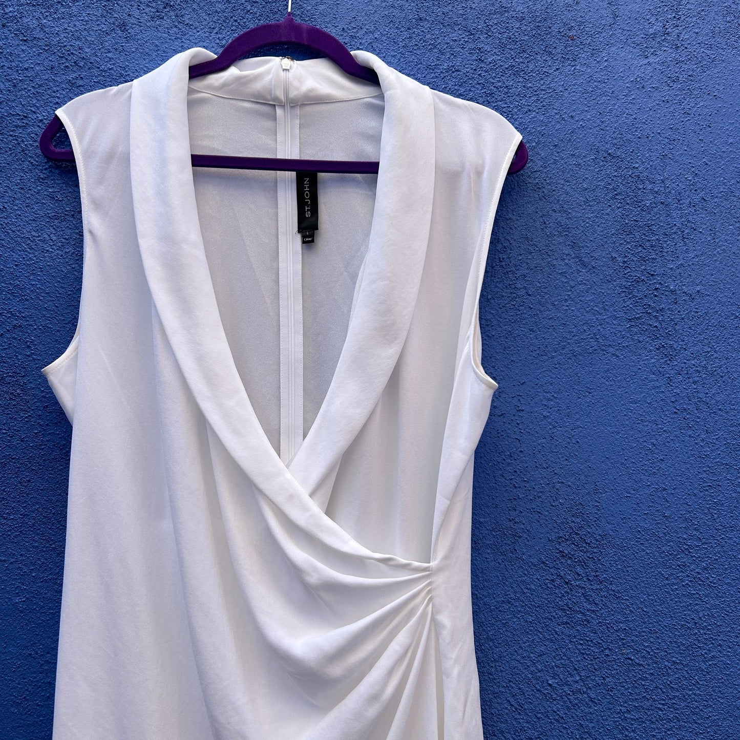 St. John White Sleeveless Surplice Tunic Top