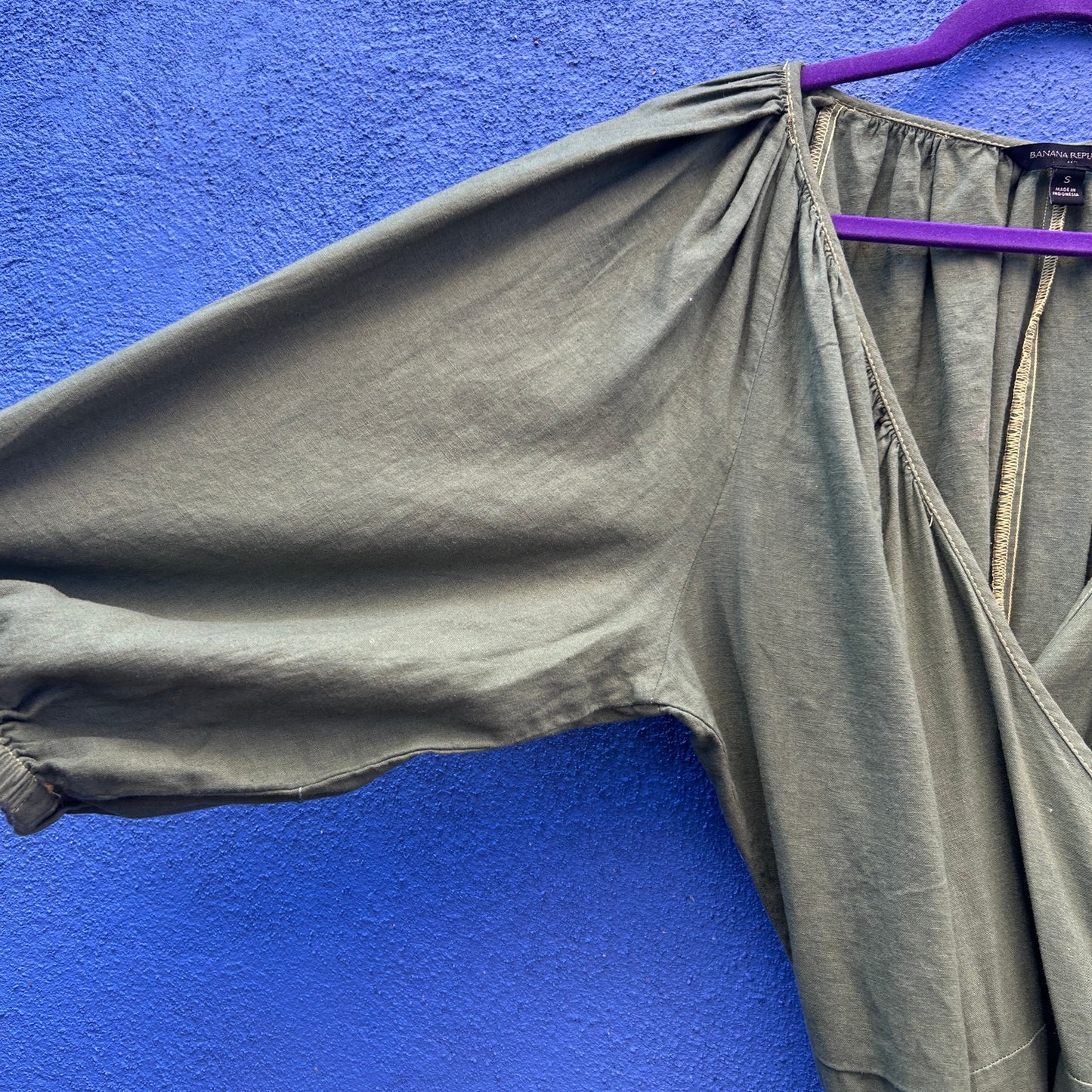 banana republic green cotton balloon sleeve wrap dress