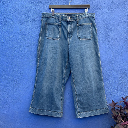 gap high rise wide leg crop jean