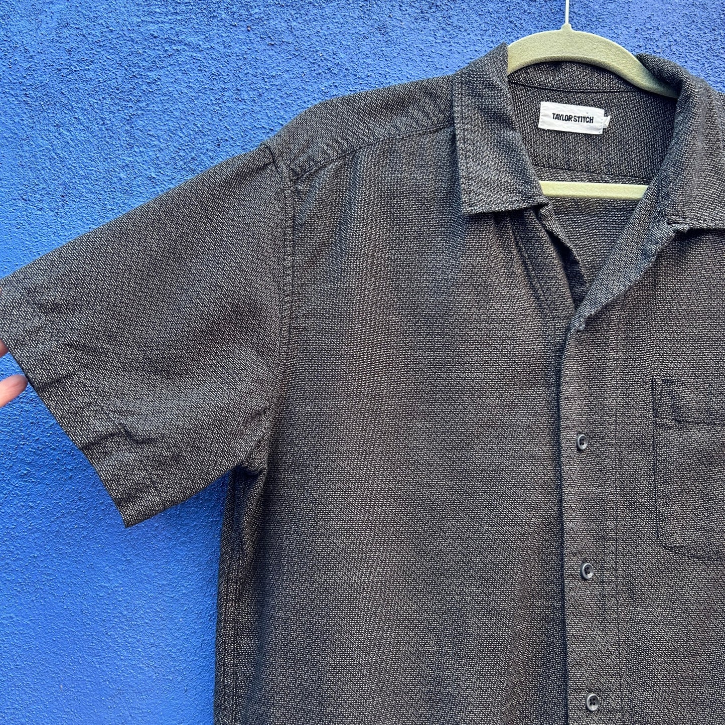 taylor stitch black short sleeve button up