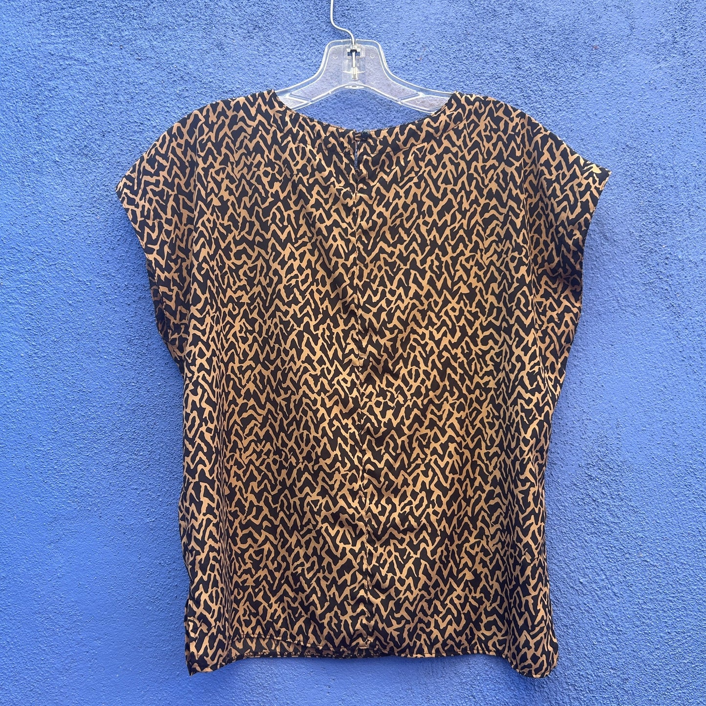vintage 80s dolman tan and black top