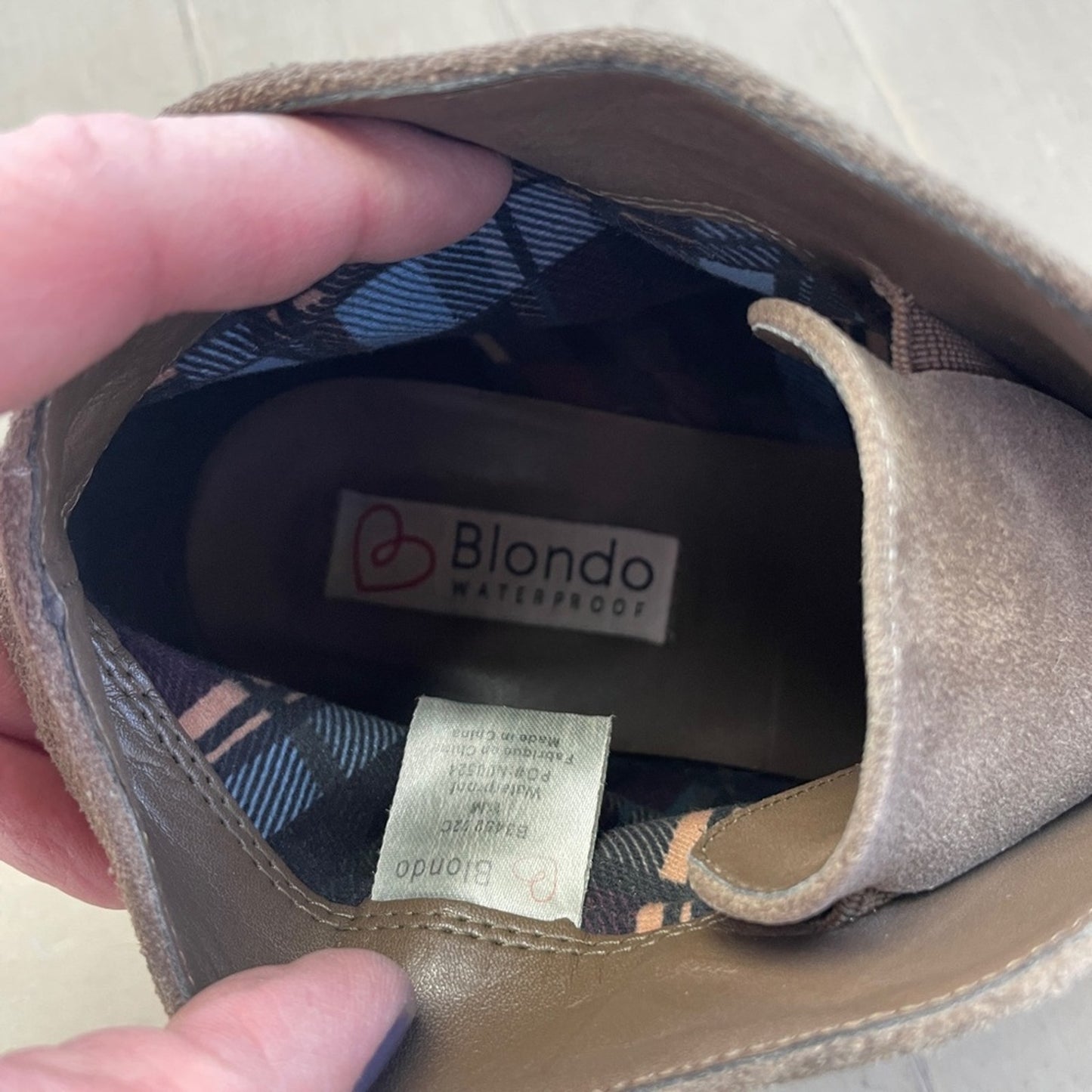 Blondo Taupe Waterproof Suede Slouchy Pull On Chukka Ankle Boots