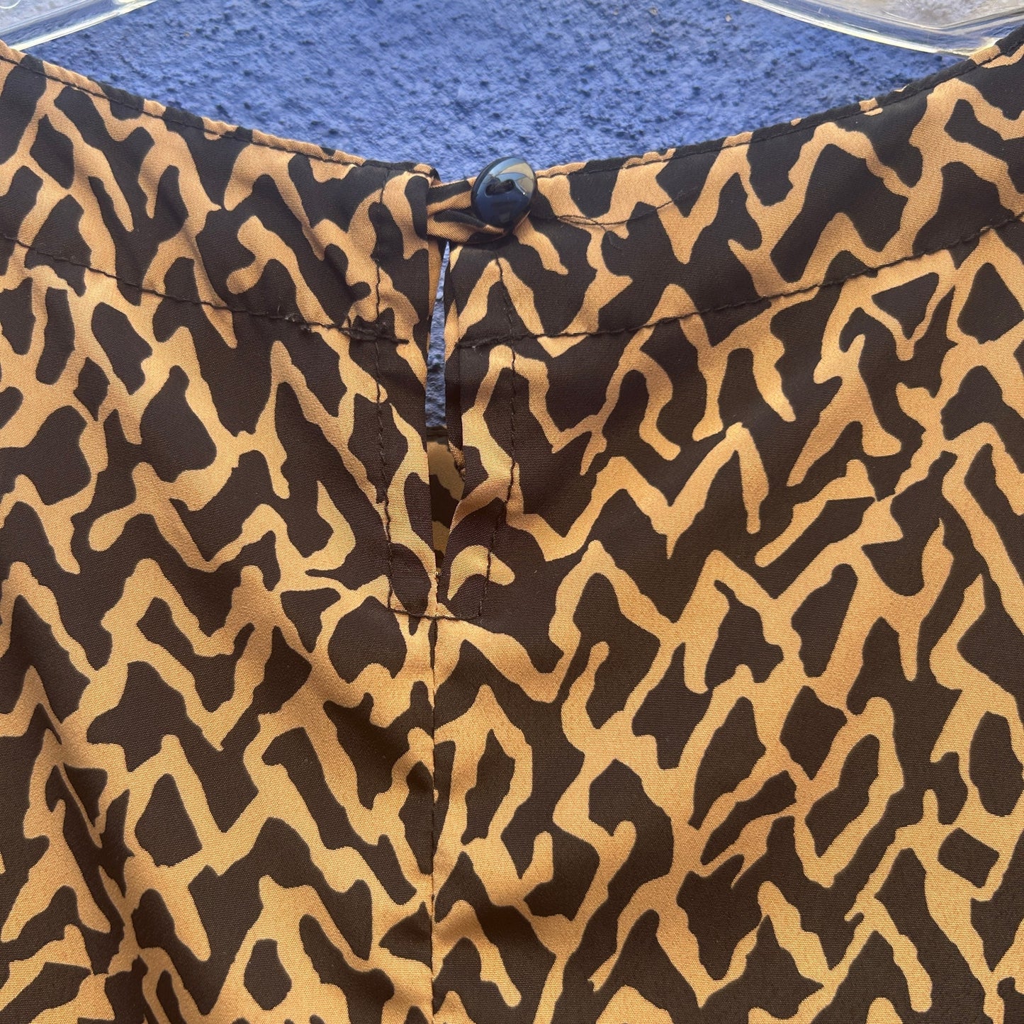 vintage 80s dolman tan and black top