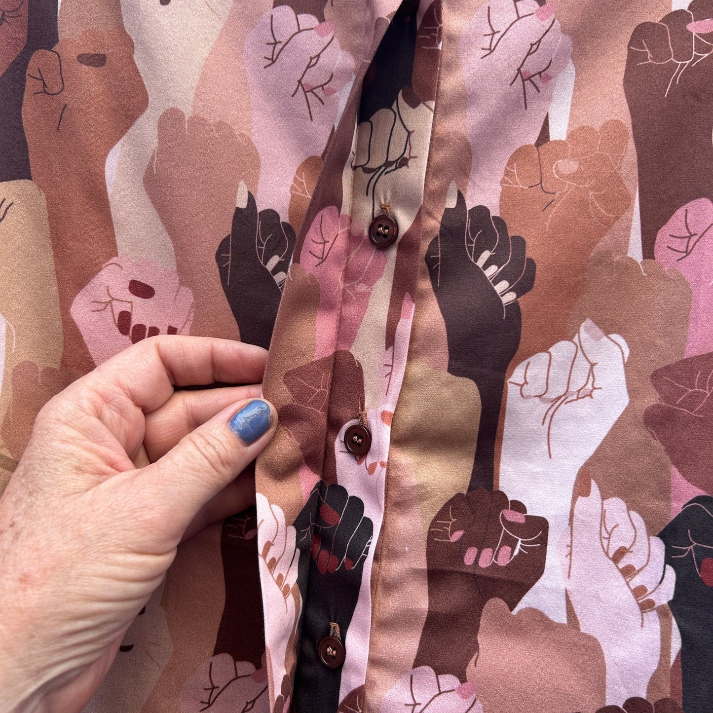 peseta skins print protest fist button up - NWT