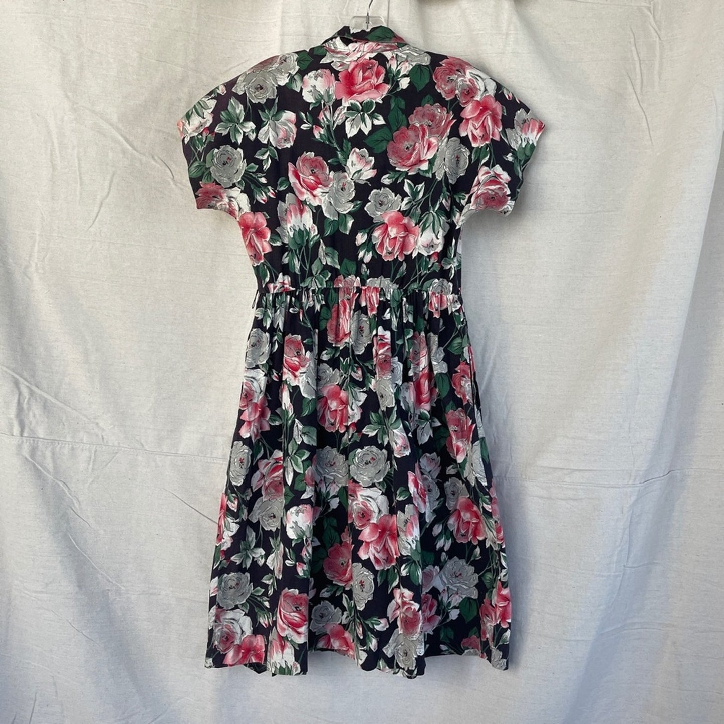 Vintage 80s Kay Windsor Floral Fit and Flare Dolman Sleeve Midi Dress