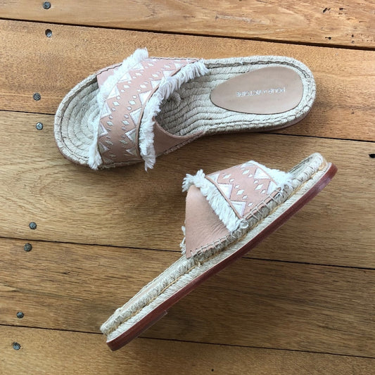 Pour la Victoire Pikko Espadrille Slide Sandals