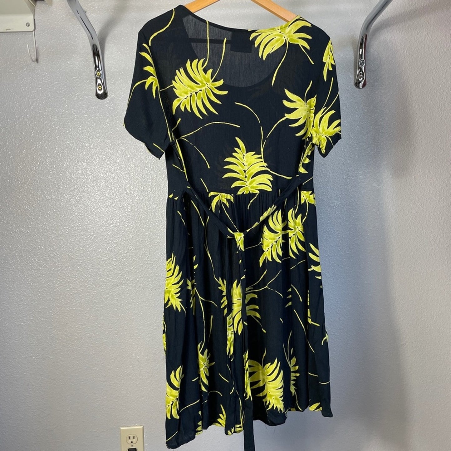 Vintage 90s Y2K Dressing Cleo Neon Hawaiian Print Crepe Rayon Midi Dress